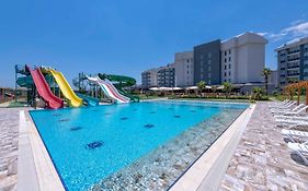 Palmora Lara Hotel